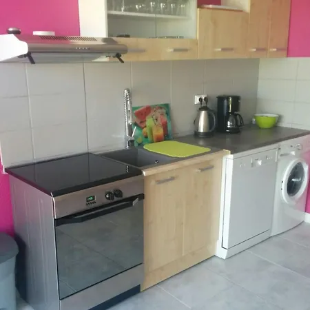 Naturiste Cap D'agde Heliopolis C 77 *